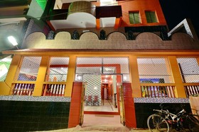 Hotel Rock Bay