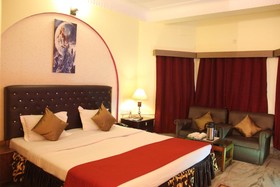 Hotel Sapphire International