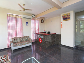 N J Residency by OYO Rooms