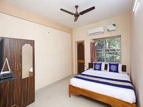 N J Residency by OYO Rooms