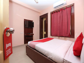 OYO 26586 Hotel Ashiyana Lagoon