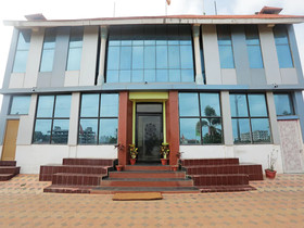 Royal Villa by OYO Rooms