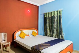 Unique Beach Inn by OYO Rooms