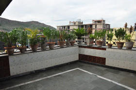 Hotel Aasthaa