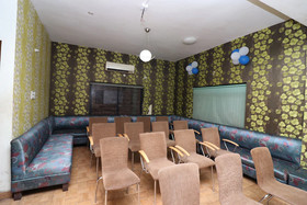 Hotel Shubham by OYO Rooms