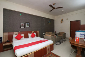 Hotel Shubham by OYO Rooms