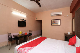 Hotel Shubham by OYO Rooms