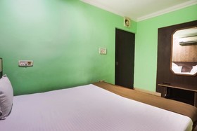 Hotel G9 by OYO Rooms