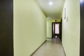 Hotel G9 by OYO Rooms
