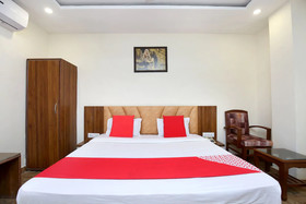 Amaze Inn By OYO Rooms