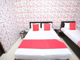 Asha Bed & Breakfast by OYO Rooms