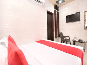 Asha Bed & Breakfast by OYO Rooms