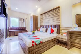 Boss by FabHotels