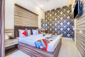 Boss by FabHotels