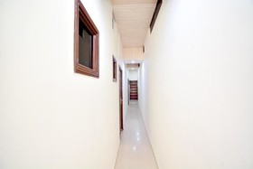Br Guest House by OYO Rooms