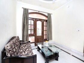 Dhingra Residency by OYO Rooms