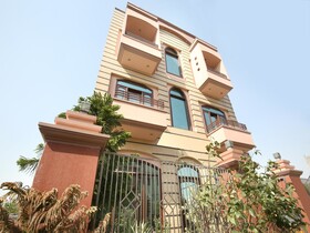 Dhingra Residency by OYO Rooms