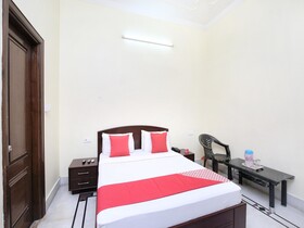 Dhingra Residency by OYO Rooms