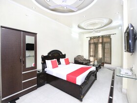 Dhingra Residency by OYO Rooms