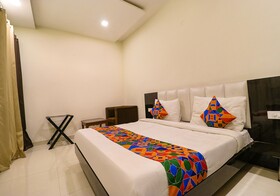 Golden Home by Fabhotel