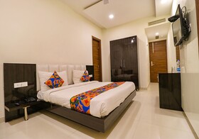 Golden Home by Fabhotel