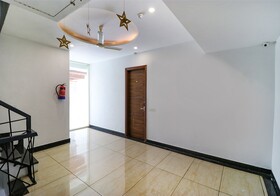 Golden Home by Fabhotel