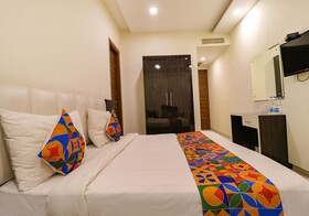 Golden Home by Fabhotel