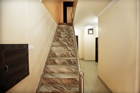 Golden Sunrise Inn by OYO Rooms