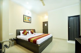 Golden Sunrise Inn by OYO Rooms