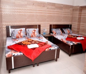 Goroomgo Asha BNB Amritsar