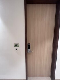 Green Garden Cafe & Hotel
