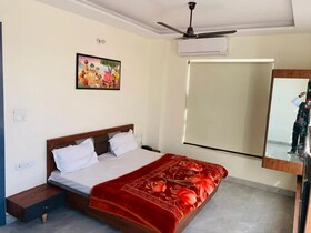 Hotel Bhullar