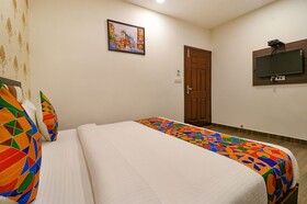 Hotel California Heights By FabHotels
