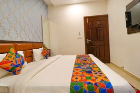 Hotel California Heights By FabHotels