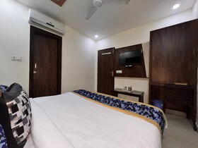 Hotel DG By Divud Ecom