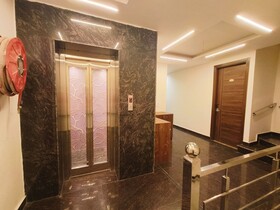 Hotel East Wood