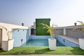 Hotel Golden Feather by OYO Rooms