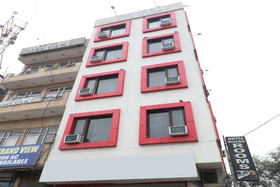 Hotel Golden Heart By OYO Rooms