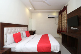 Hotel Golden Heart By OYO Rooms