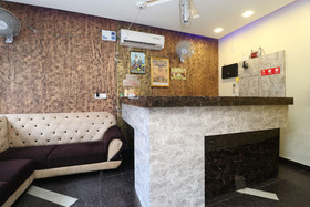 Hotel Golden Heart By OYO Rooms