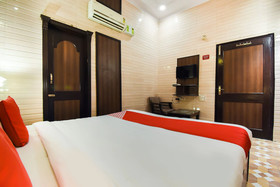 Hotel Holy City by OYO Rooms