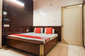 Hotel Holy City by OYO Rooms