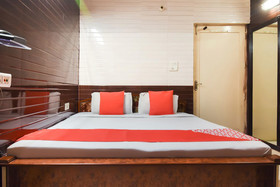 Hotel Holy City by OYO Rooms