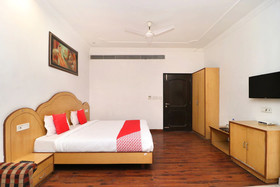 Hotel Kishore International by OYO Rooms