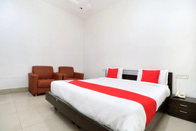 Hotel Kishore International by OYO Rooms