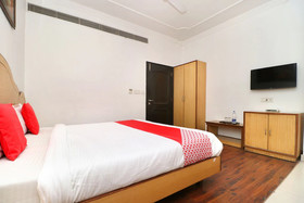 Hotel Kishore International by OYO Rooms