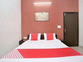 Hotel Krishna Castle