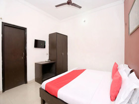 Hotel Krishna Castle