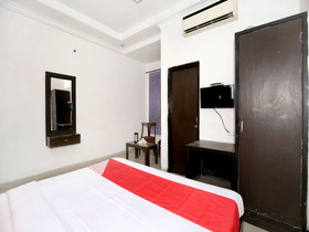 Hotel Krishna Castle