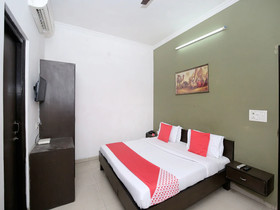 Hotel Krishna Castle